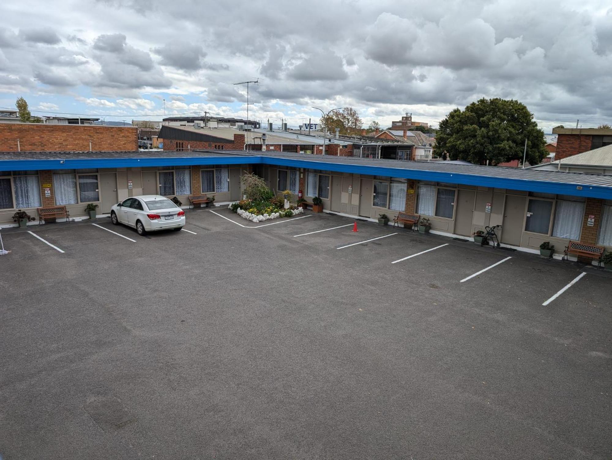 Morwell Parkside Motel Exteriör bild